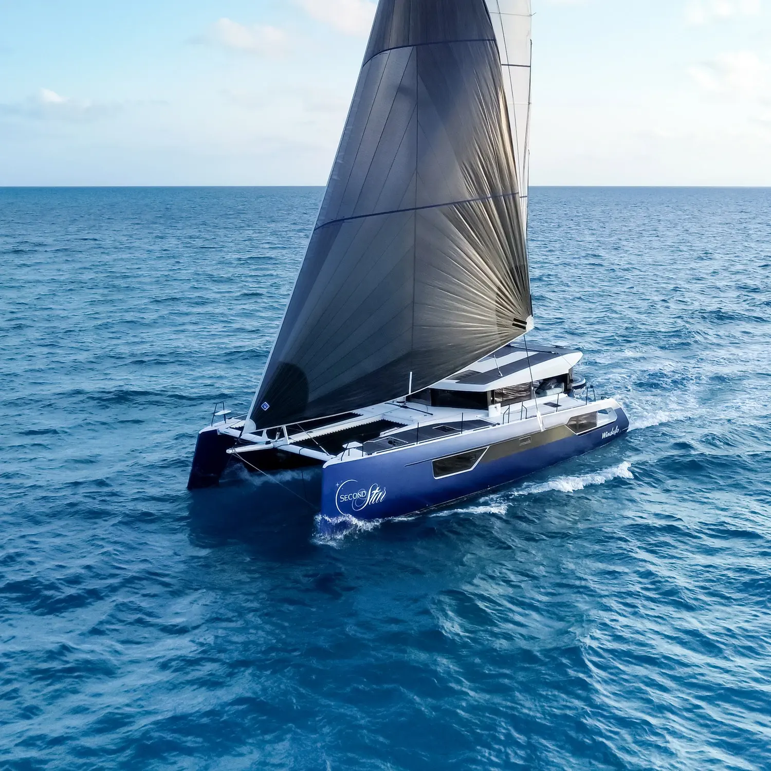 W54-yachting-1500x1500