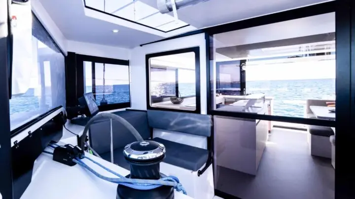 cockpit-6-scaled-uai-720x405-1