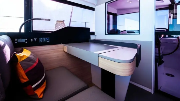 saloon-1-uai-720x405-1